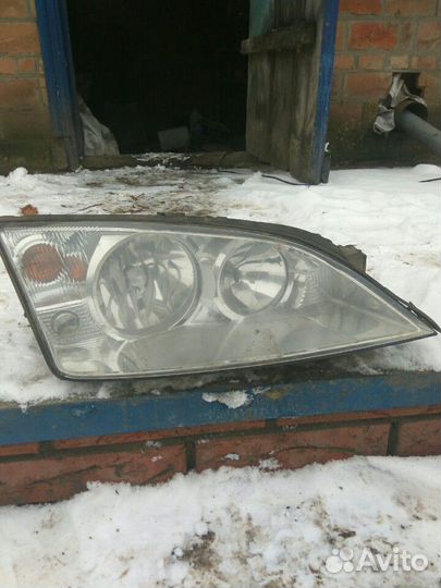 Фара на форд