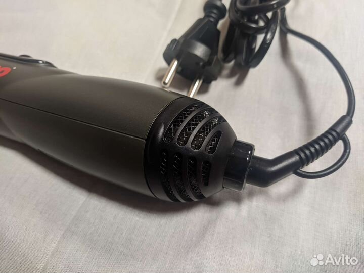 Новый фен щетка BaByliss Pro