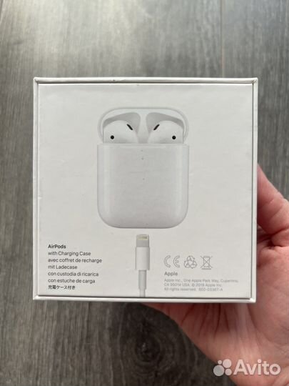 Беспроводные наушники apple airpods