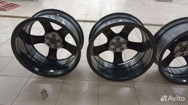 Диски литые R20 Genesis G80