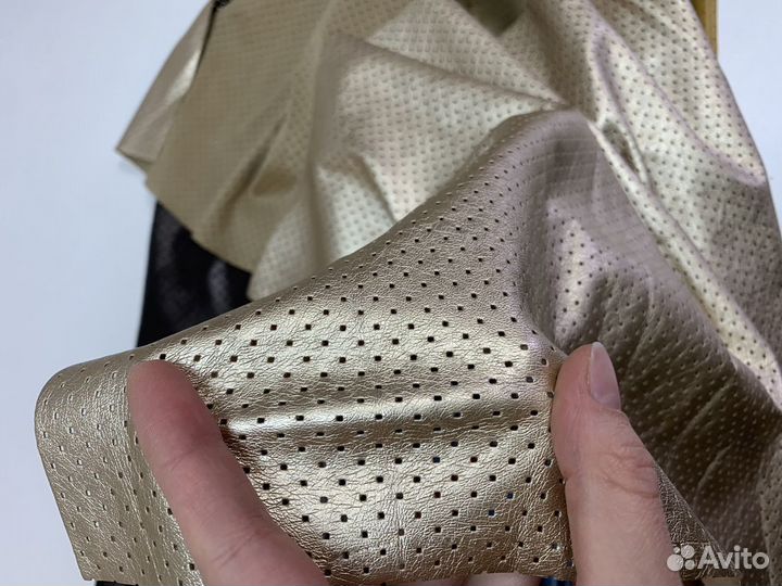 Искусственная кожа с перфорацией