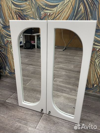 Шкаф навесной в ванную бу