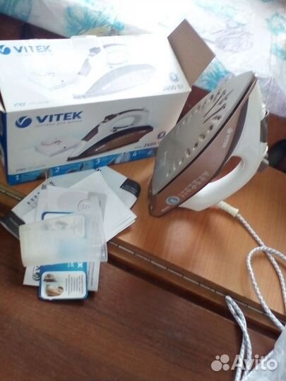 Утюг Vitek