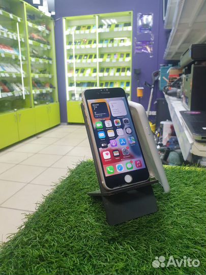 iPhone 7, 32 ГБ