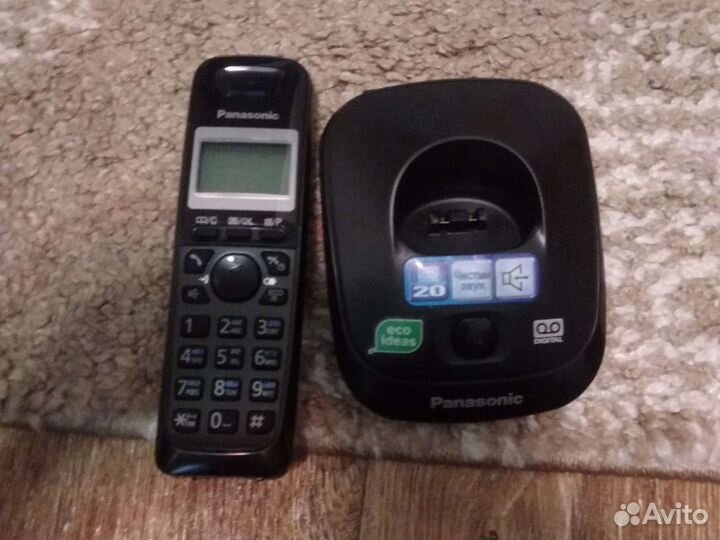 Телефон panasonic