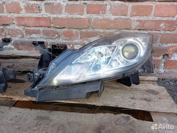 Фара Мазда 6 GH рестайлинг