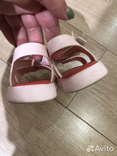 Сандалии для девочки mini melissa 25