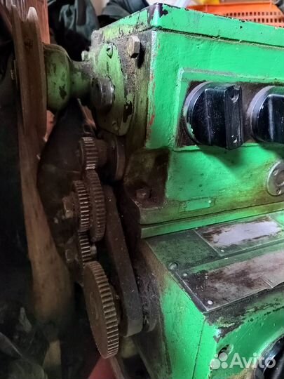 Токарный станок тв 4