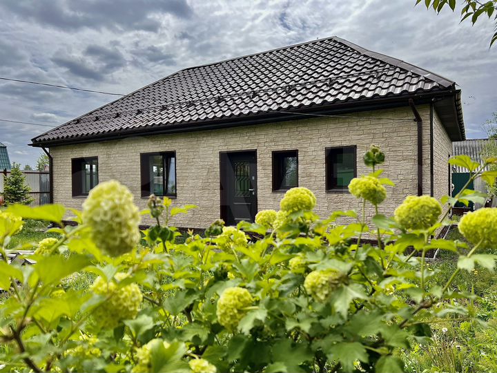 Дом 137,4 м² на участке 4 сот.