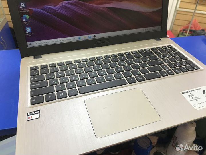 Ноутбук asus R540Y