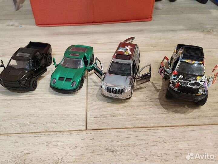 Детские машинки игрушки металлические