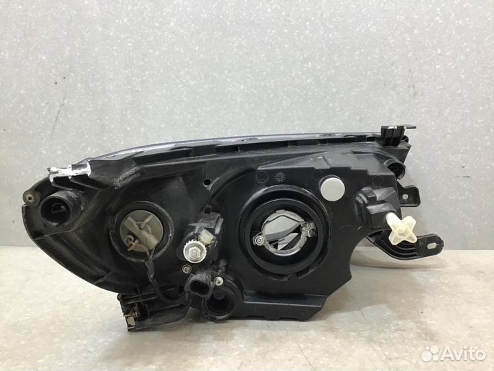 Фара левая VAZ LADA Granta 2011