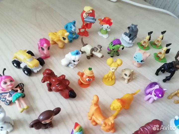 Игрушки из киндера, 50шт