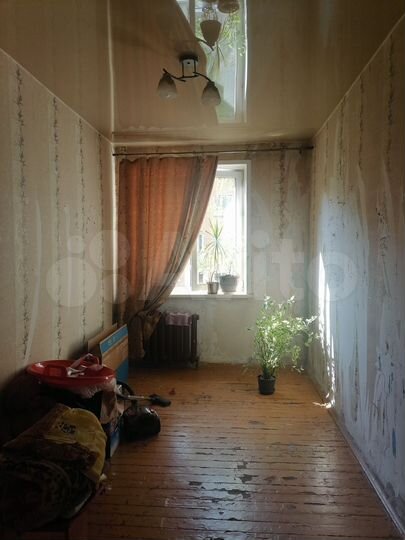 Комната 31 м² в 3-к., 2/4 эт.