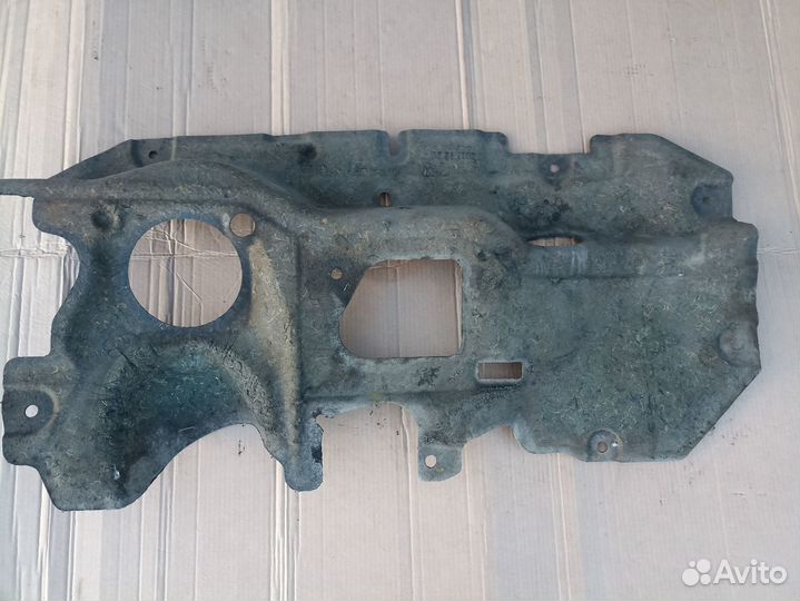 Шумоизоляция моторного щита Chevrolet Cruze J300