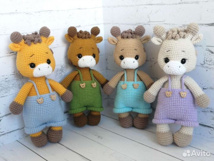 Вязаная игрушка жираф