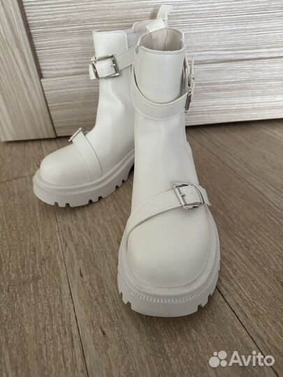 Сапоги женские 38,39,40,41 размер