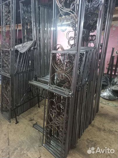 Оградки на кладбище