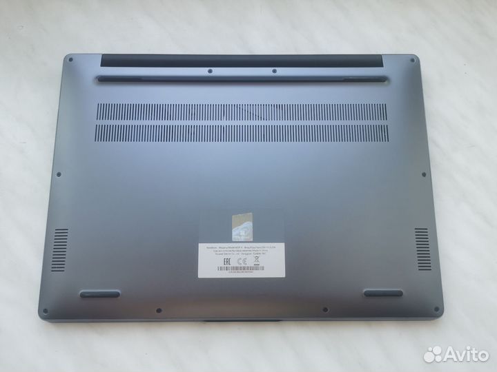 Huawei matebook d14