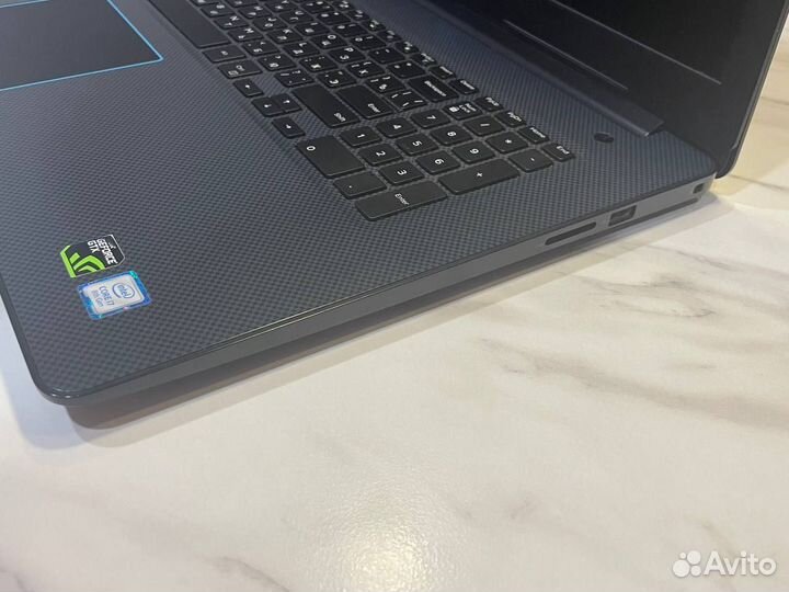 Игровой ноутбук Dell G3 3779