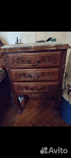 Тумба прикроватная. Массив дерева. Африка