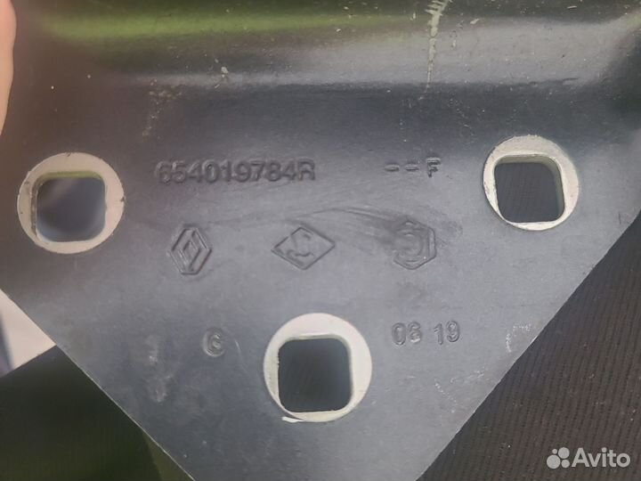 Петля капота правая рено дастер 2