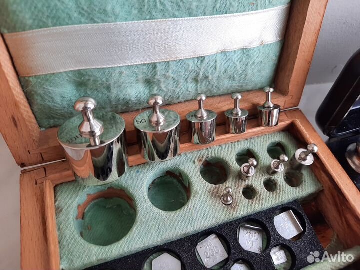 Набор гиря разновесы в футляре, 2 шт одним лотом