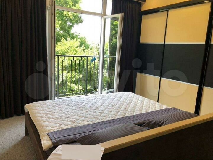 2-к. квартира, 59 м², 2/5 эт.