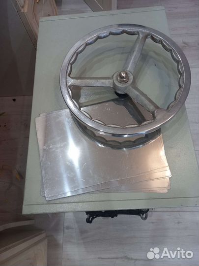 Пресс-ламинатор для пластиковых карт формата А4