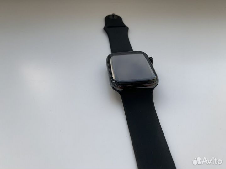 Apple Watch Series 4 Stainless Steel 44mm