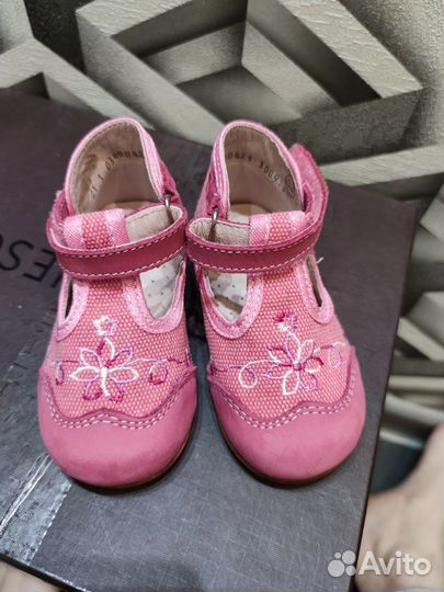 Туфли для девочки