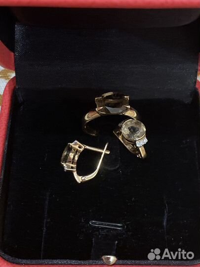 Золотые серьги