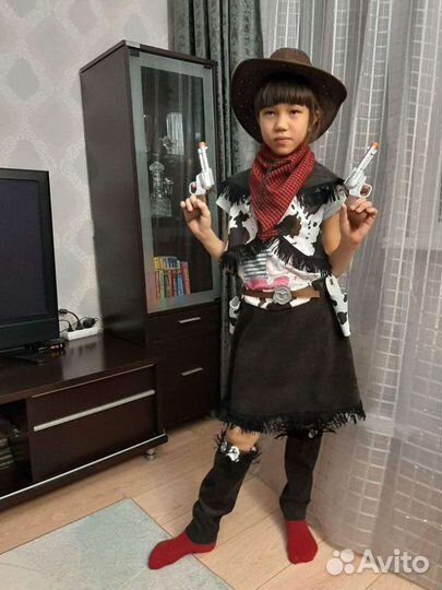 Продам новогодний костюм Ковбойка