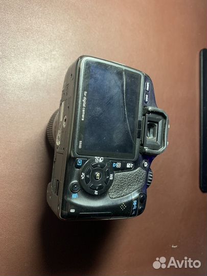 Canon eos kiss x4 550d