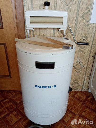 Стиральная машина СССР Волга-8