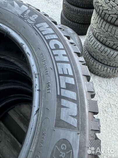 Michelin X-Ice North 3 225/55 R17