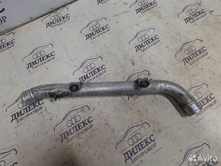 Патрубок интеркулера Audi Q7 2005