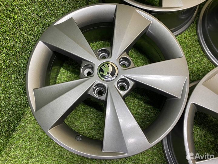 Оригинальные диски R-16 Skoda Octavia A7 VAG