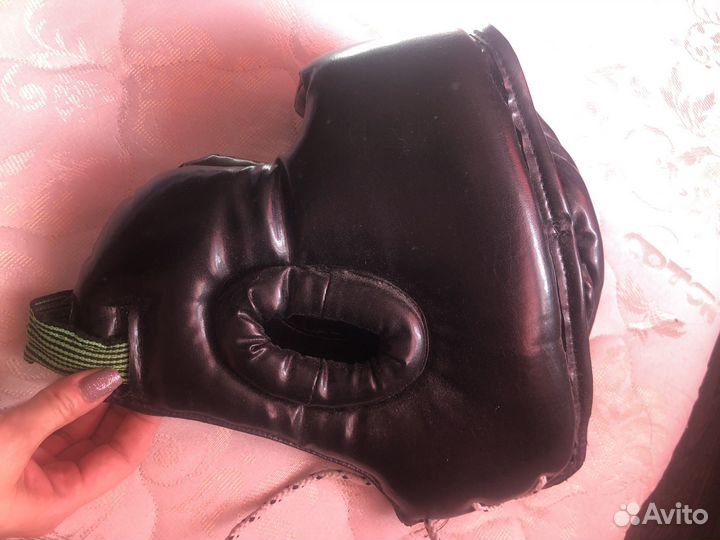 Шлем для единоборств