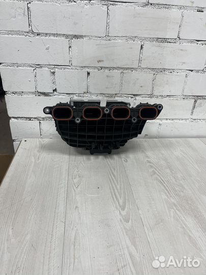 Коллектор впускной Bmw 1-Series F20