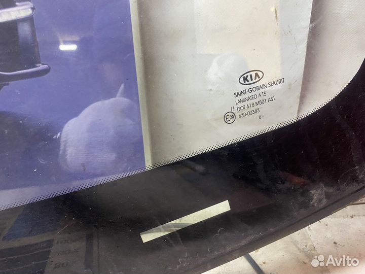 Лобовое стекло на kia sportage 3
