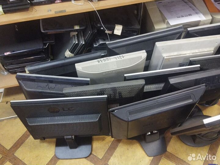 Мониторы ЖК неисправные