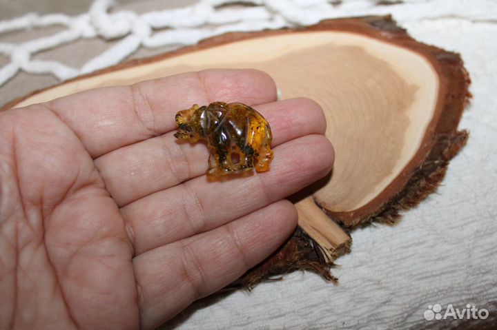 Янтарь натуральный статуэтка слоника