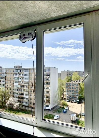 Робот мойщик окон