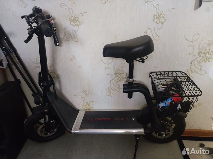 Электросамокат для взрослых с сиденьем