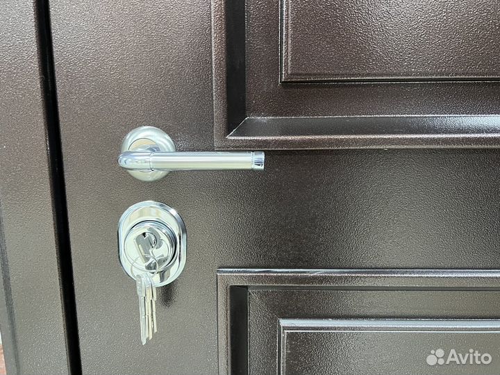 Дверь входная