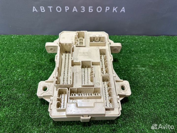 Блок предохранителей салонный Hyundai Elantra 4 Hd