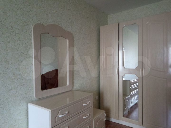 2-к. квартира, 50 м², 4/9 эт.