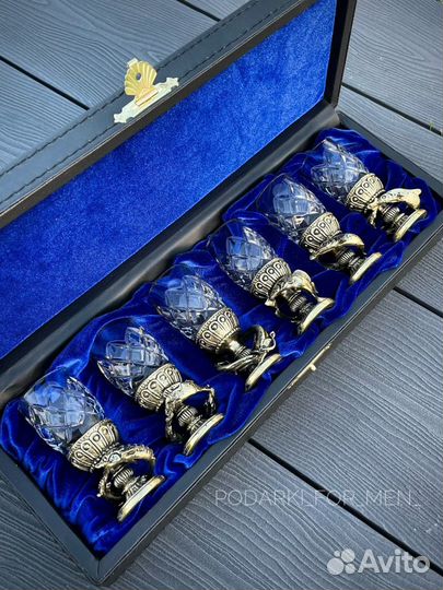 Хрустальные рюмки Рыбы