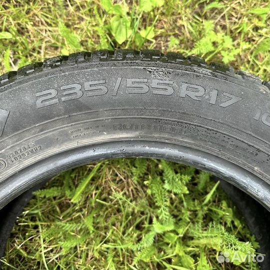 Nokian Tyres Hakkapeliitta 8 235/55 R17